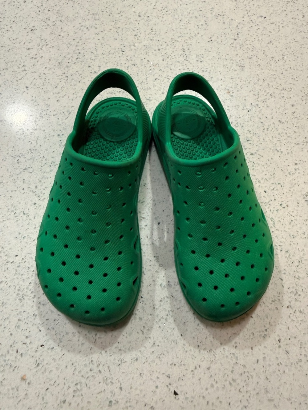 Like New Totes Kids Splash and Play Clog / Shoe - Kelly Green - Toddler 9-10
